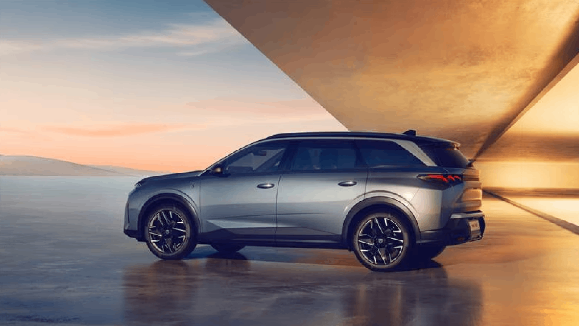 ALL-NEW 5008 THE CLASS-ABOVE LARGE SUV 7-SEATS